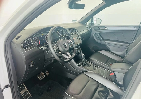 Volkswagen Tiguan cena 114900 przebieg: 84525, rok produkcji 2018 z Człopa małe 781